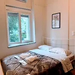 Mary's House Roof Garden Hub Апартаменты
