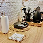 Апартаменты Mary's House Roof Garden Hub *