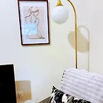 Апартаменты Mary's House Roof Garden Hub