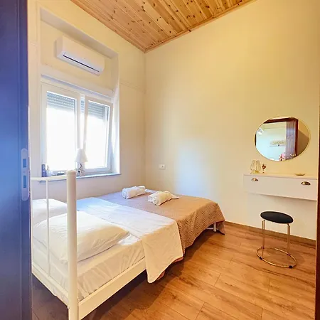 Apartament Mary's House - Urban Promenade Vibes