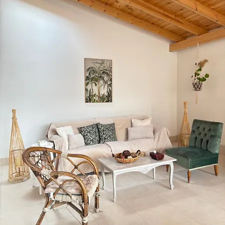 Mary's House The Lux Terrace Διαμέρισμα Τρίπολη