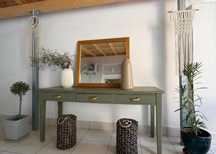 Mary's House Roof Garden Hub アパート トリポリス