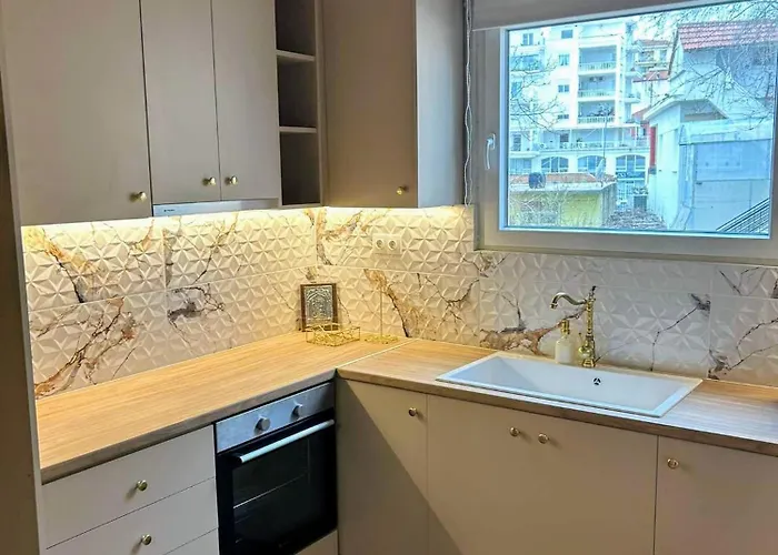 Mary's House Roof Garden Hub 公寓 特里波利斯