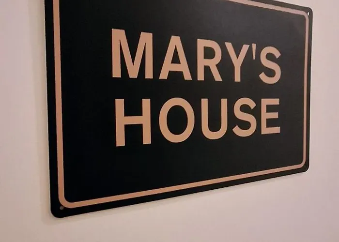 Mary's House Roof Garden Hub 公寓 特里波利斯